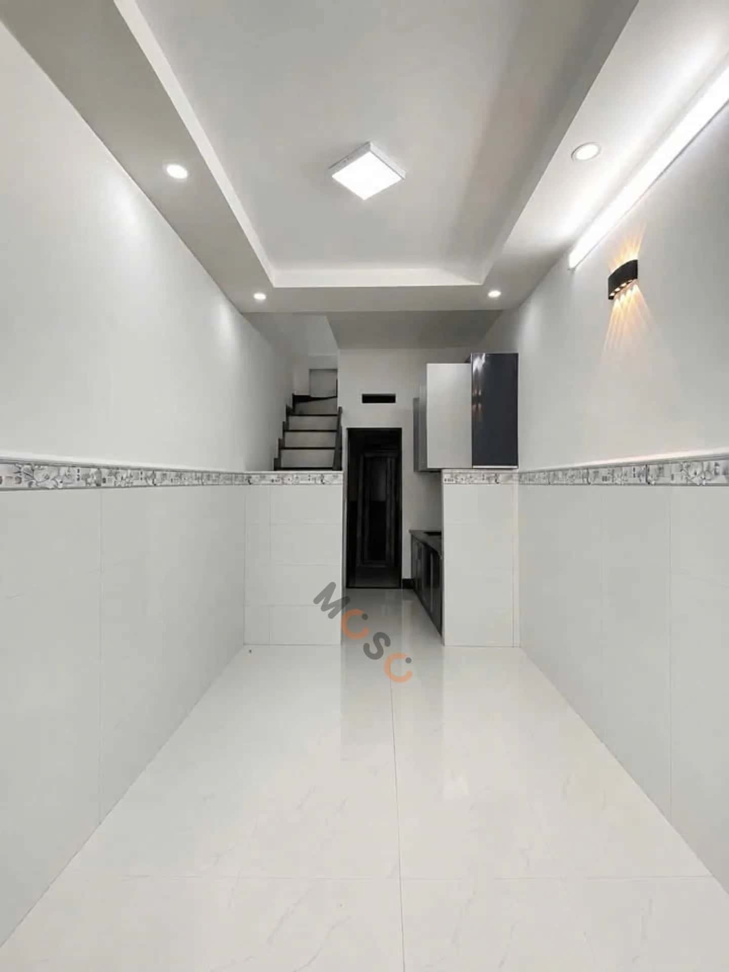 Bán nhà mặt tiền Hoàng Diệu Quận 4, TP.HCM – 2 phòng ngủ, giá 2.8 tỷ — Hình 2